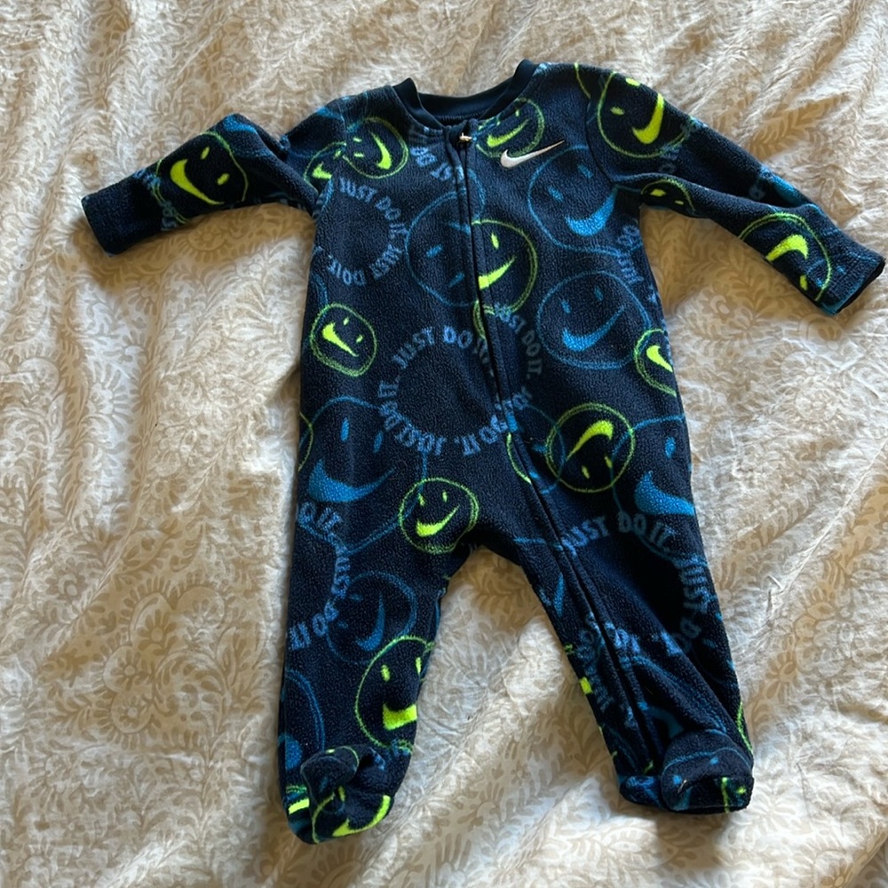 Fleece Nike Sleeper